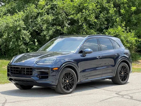 2025 Porsche Cayenne S