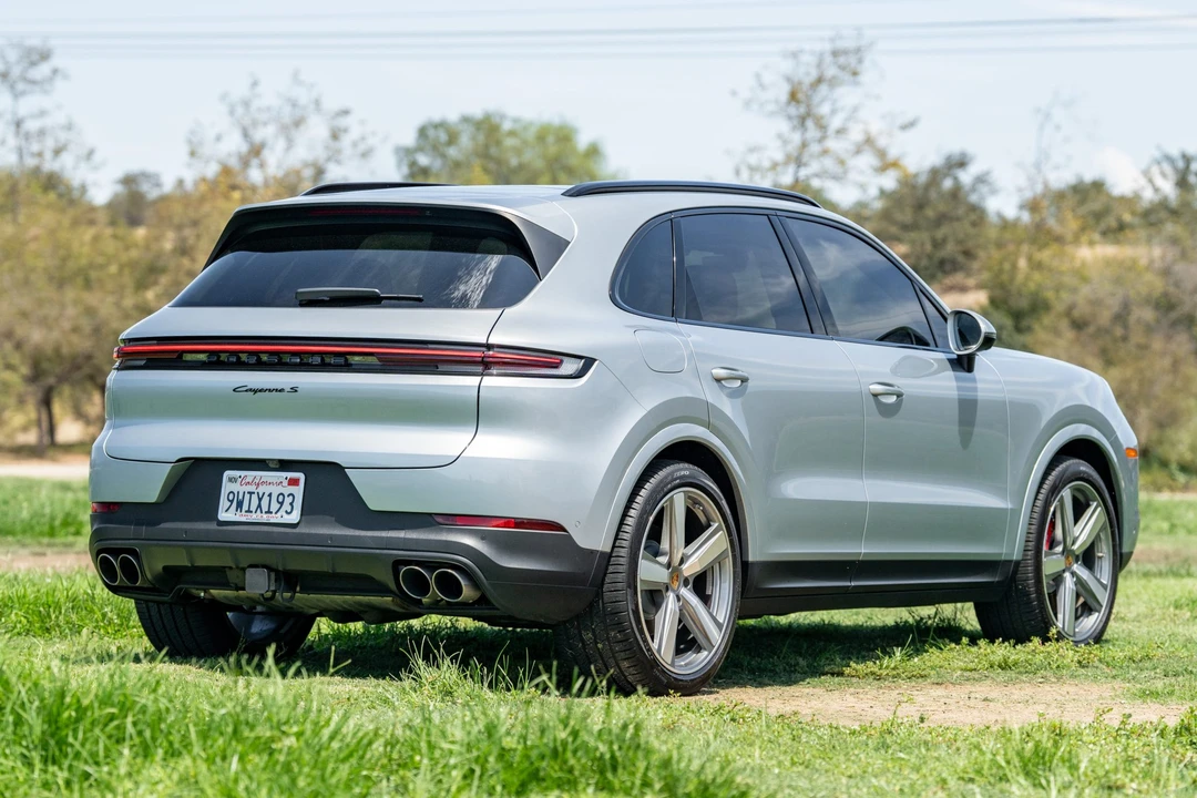 2025 Porsche 9Y0/9Y3 Cayenne S - Image 5 of 31