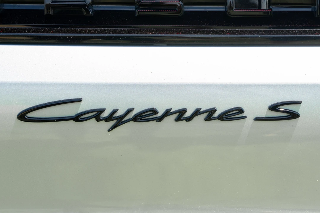 2025 Porsche 9Y0/9Y3 Cayenne S - Image 26 of 31