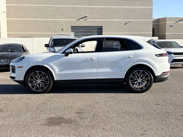 2025 Porsche 9Y0/9Y3 Cayenne - Image 4 of 10