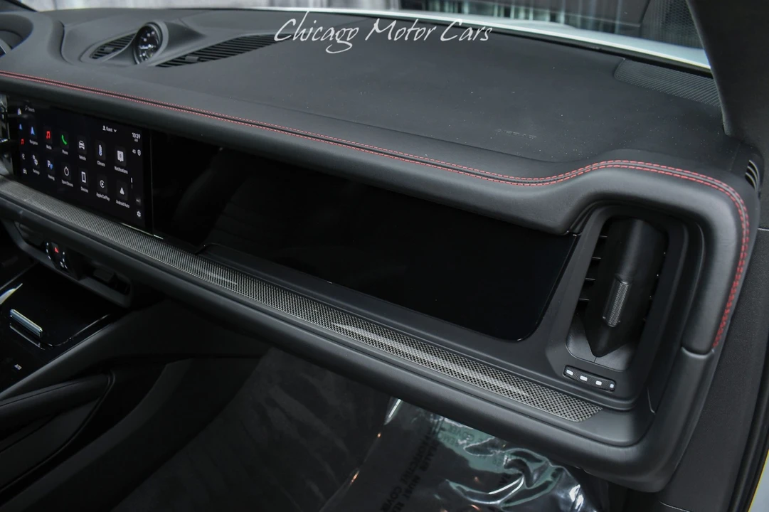 2025 Porsche 9Y0/9Y3 Cayenne - Image 23 of 31