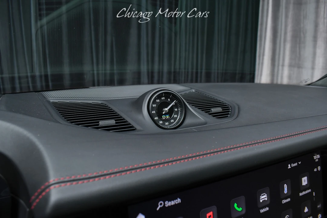 2025 Porsche 9Y0/9Y3 Cayenne - Image 16 of 31