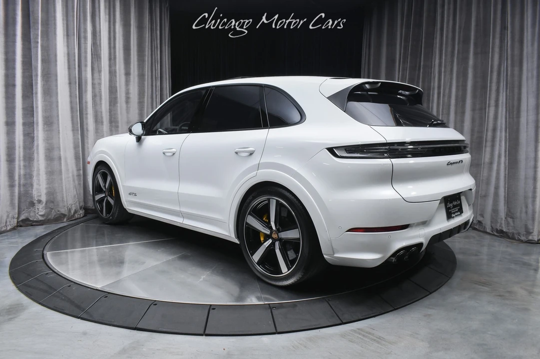 2025 Porsche 9Y0/9Y3 Cayenne - Image 3 of 31