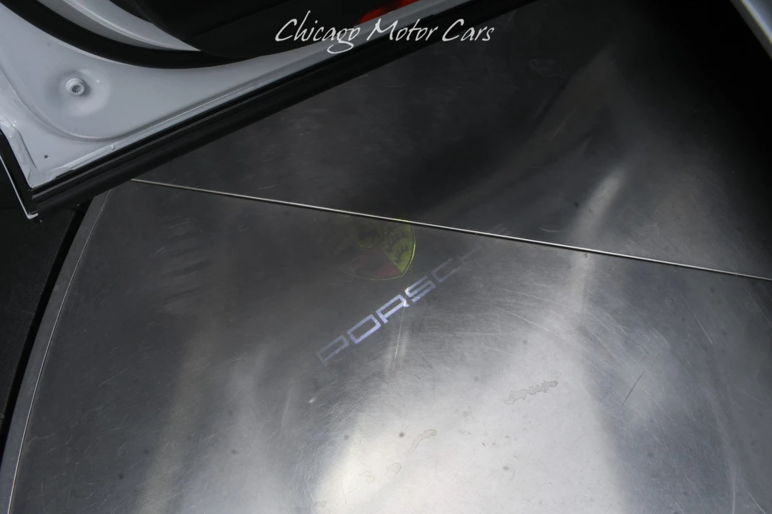 2025 Porsche 9Y0/9Y3 Cayenne - Image 15 of 31