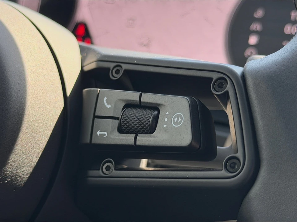 2025 Porsche 9Y0/9Y3 Cayenne - Image 26 of 31