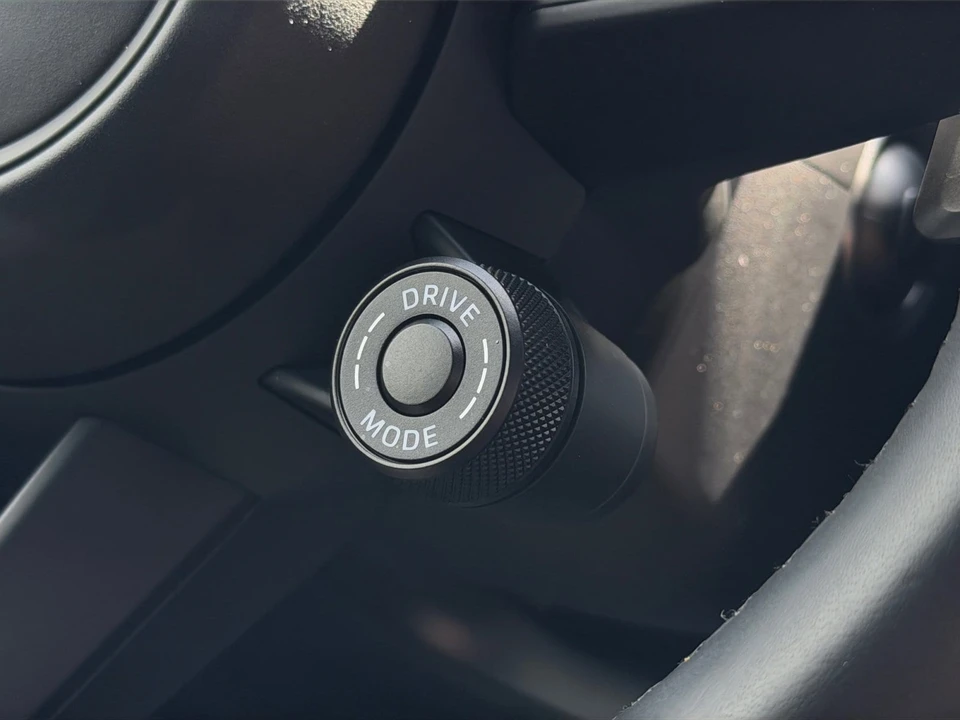 2025 Porsche 9Y0/9Y3 Cayenne - Image 27 of 31