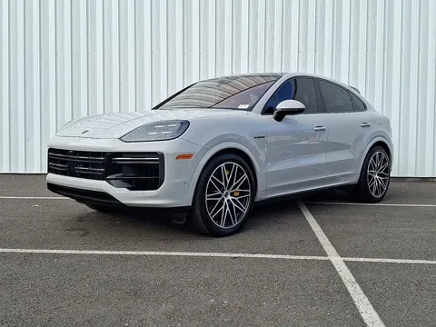 2025 Porsche Cayenne Turbo E-Hybrid Coupe