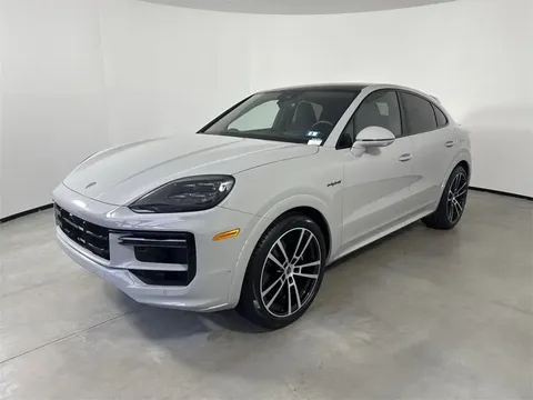 2025 Porsche Cayenne Turbo E-Hybrid Coupe