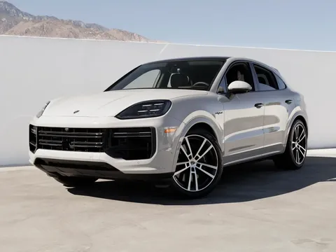 2025 Porsche Cayenne Turbo E-Hybrid Coupe