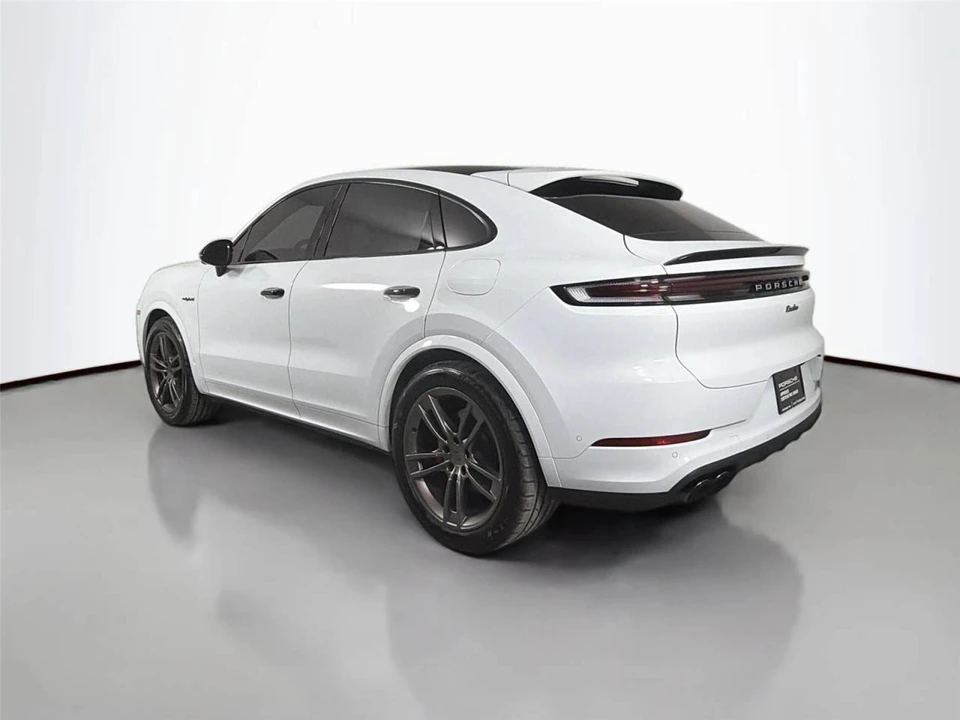 2025 Porsche 9Y0/9Y3 Cayenne Coupe - Image 3 of 5