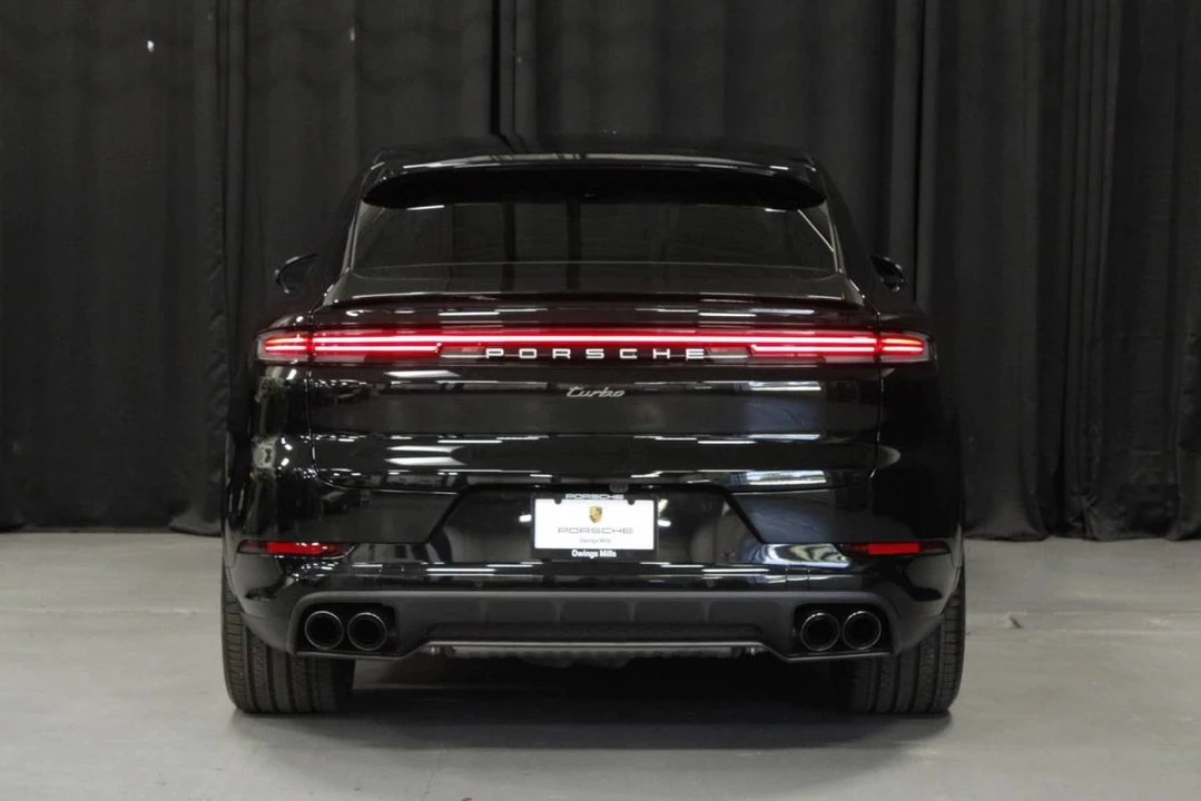2025 Porsche 9Y0/9Y3 Cayenne Coupe - Image 4 of 5