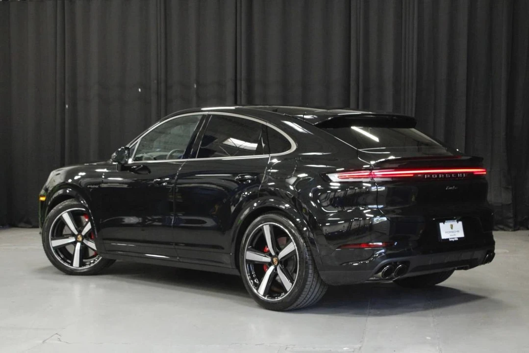 2025 Porsche 9Y0/9Y3 Cayenne Coupe - Image 3 of 5