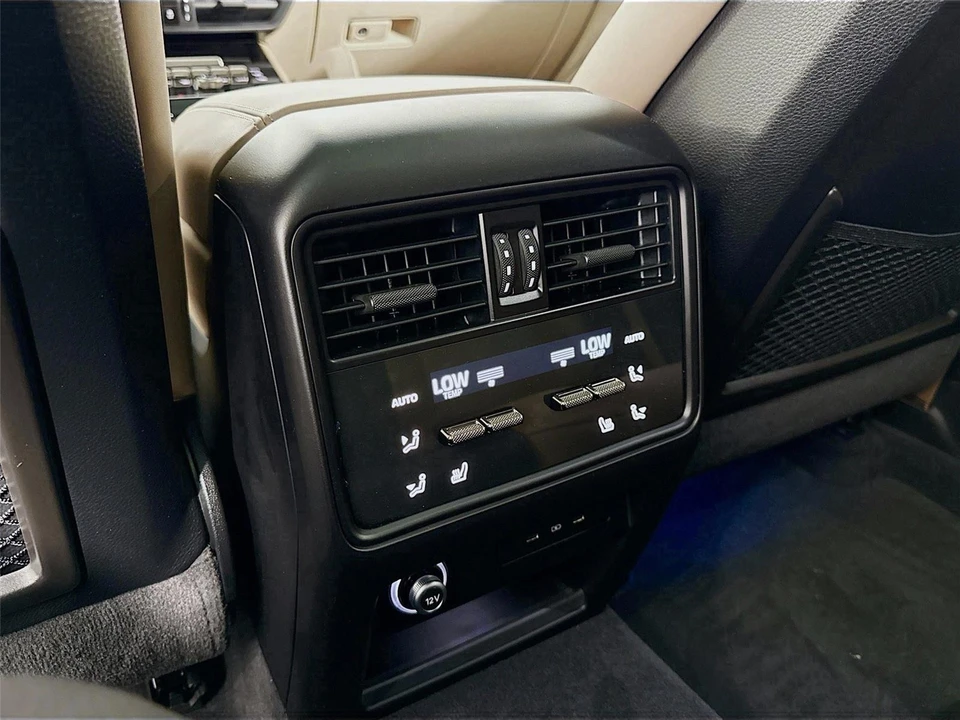 2025 Porsche 9Y0/9Y3 Cayenne Turbo - Image 22 of 31