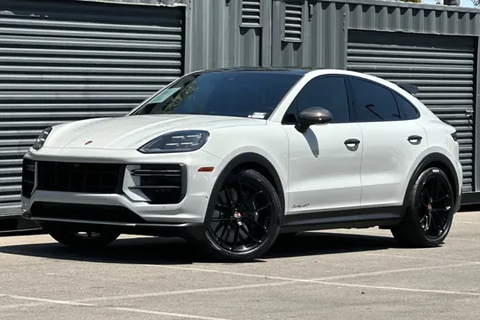 2025 Porsche Cayenne Turbo GT