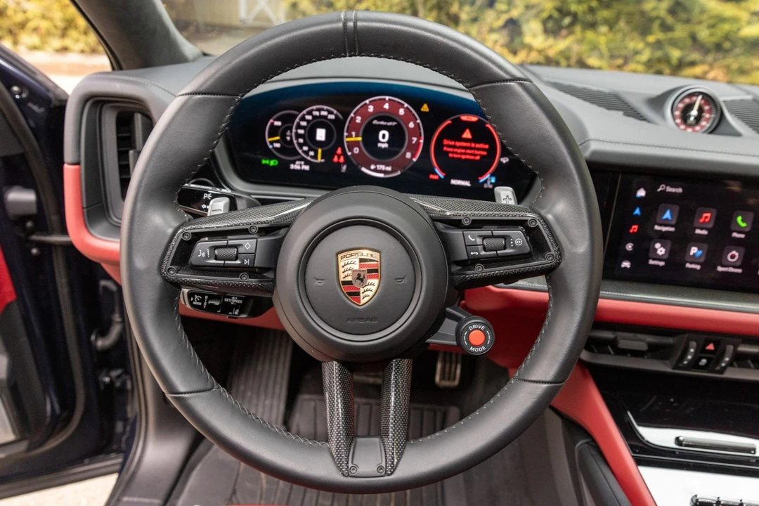 2025 Porsche 9Y0/9Y3 Cayenne Turbo GT - Image 5 of 10