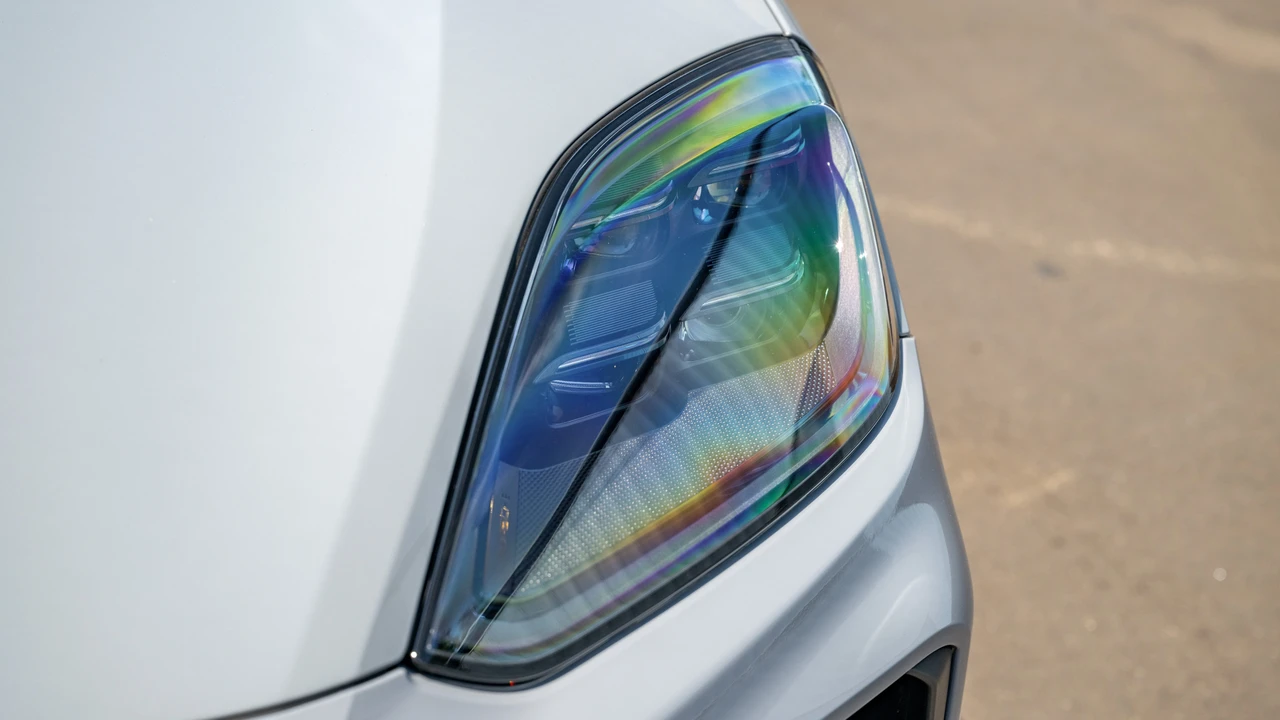 2025 Porsche 9Y0/9Y3 Cayenne Turbo GT - Image 13 of 31