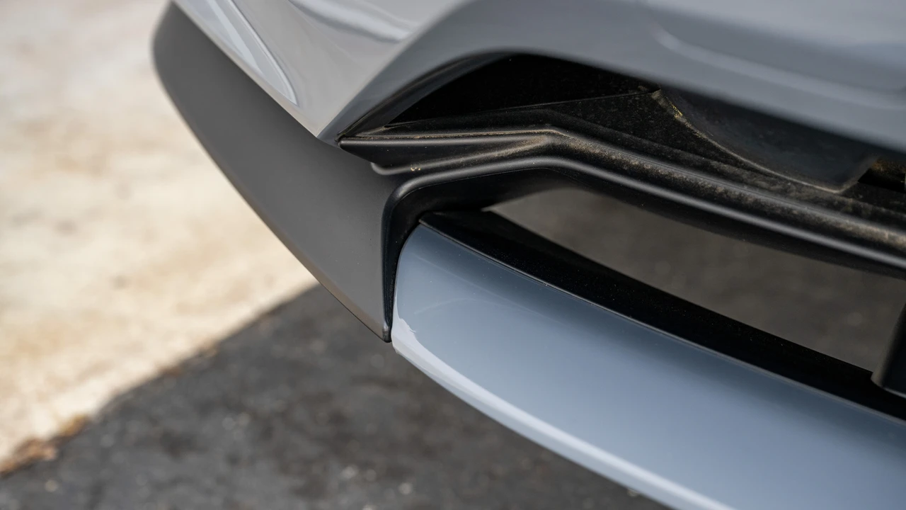 2025 Porsche 9Y0/9Y3 Cayenne Turbo GT - Image 18 of 31