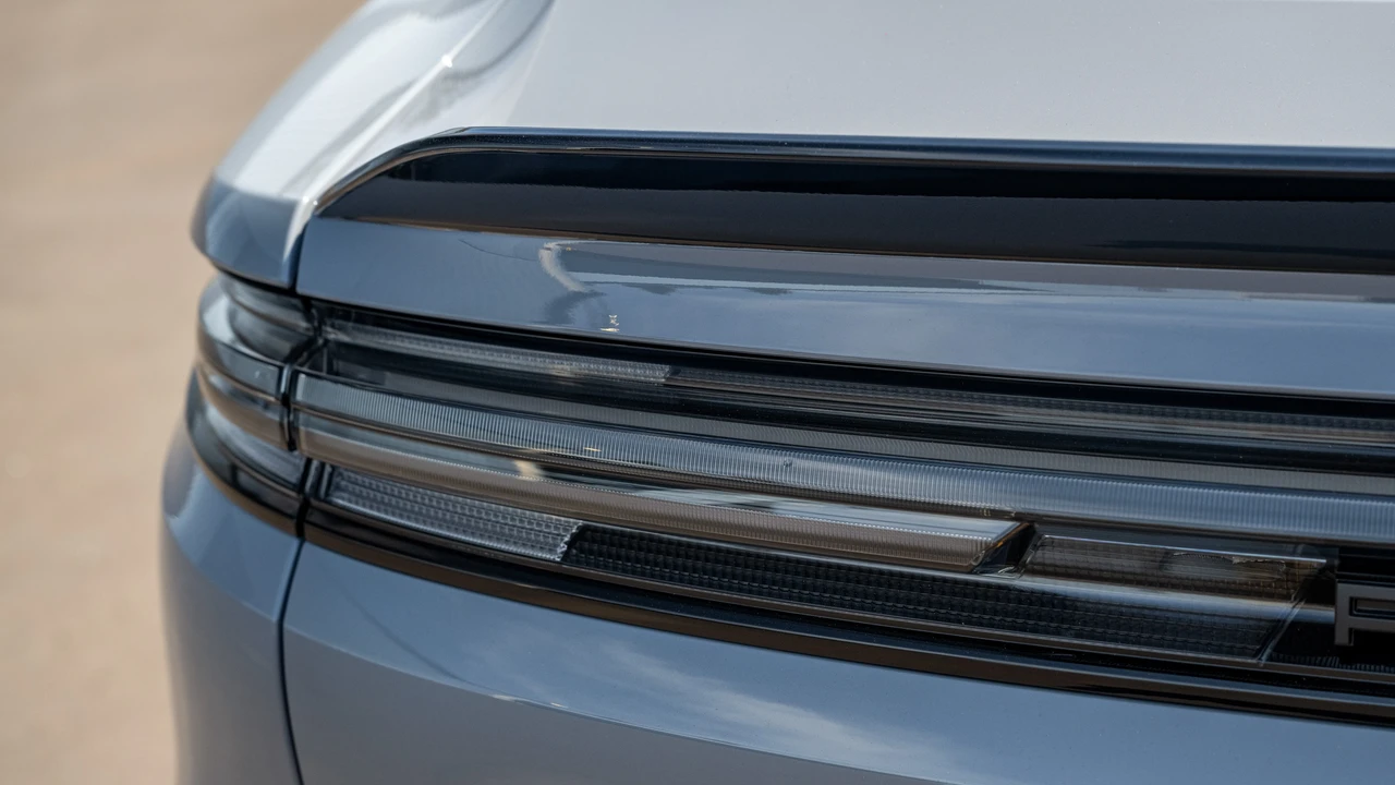 2025 Porsche 9Y0/9Y3 Cayenne Turbo GT - Image 14 of 31