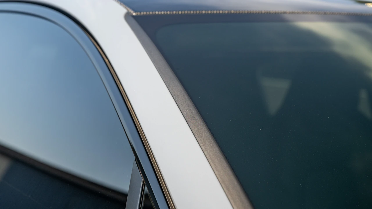 2025 Porsche 9Y0/9Y3 Cayenne Turbo GT - Image 28 of 31