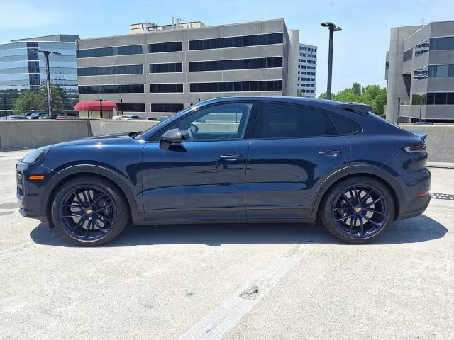 2025 Porsche 9Y0/9Y3 Cayenne Turbo GT - Image 10 of 31
