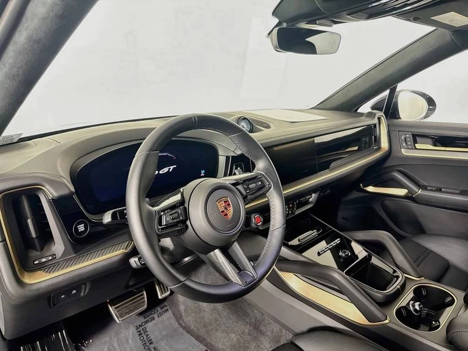 2025 Porsche 9Y0/9Y3 Cayenne Turbo GT - Image 4 of 4