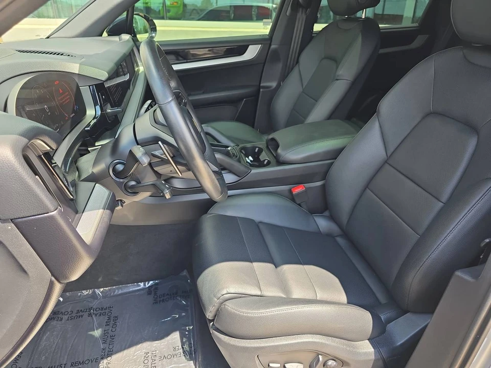 2025 Porsche 9Y0/9Y3 Cayenne - Image 5 of 5