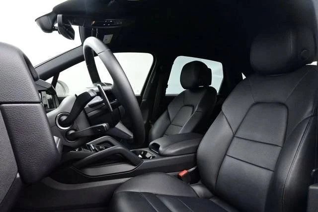 2025 Porsche 9Y0/9Y3 Cayenne - Image 5 of 5