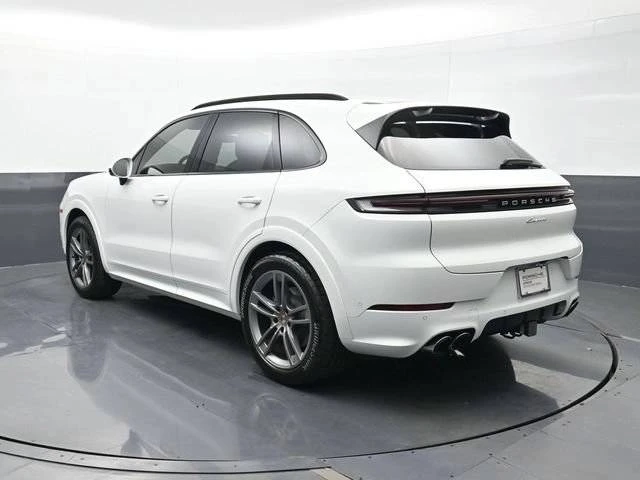 2025 Porsche 9Y0/9Y3 Cayenne - Image 3 of 5
