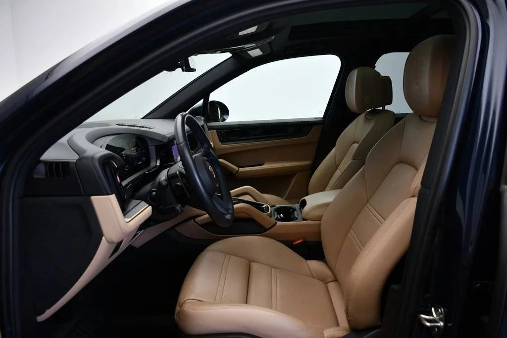 2025 Porsche 9Y0/9Y3 Cayenne - Image 5 of 5