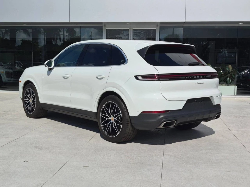 2025 Porsche 9Y0/9Y3 Cayenne - Image 3 of 5