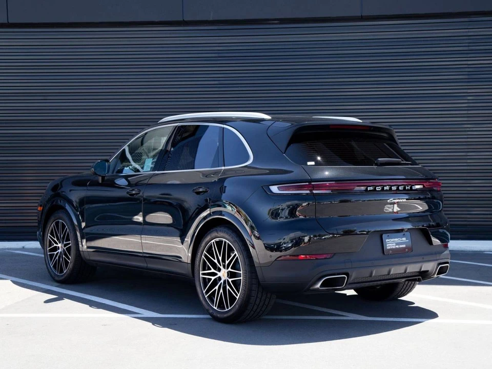 2025 Porsche 9Y0/9Y3 Cayenne - Image 3 of 5