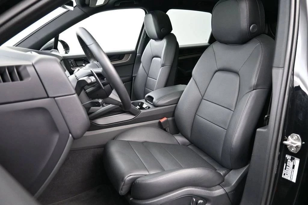 2025 Porsche 9Y0/9Y3 Cayenne - Image 5 of 5