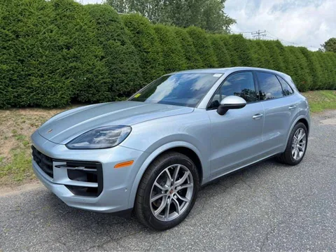 2025 Porsche Cayenne