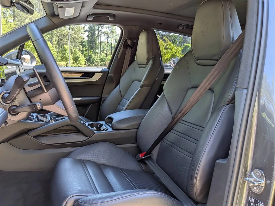 2025 Porsche 9Y0/9Y3 Cayenne - Image 5 of 5