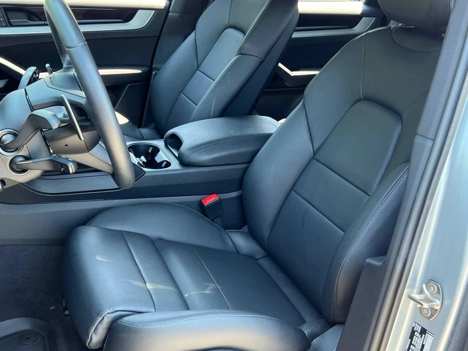 2025 Porsche 9Y0/9Y3 Cayenne - Image 5 of 5