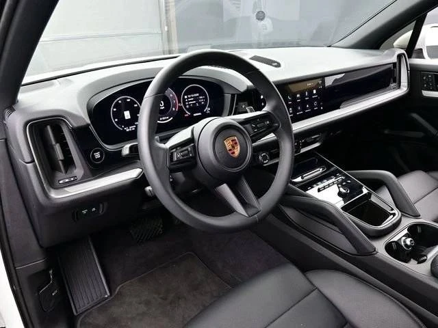 2025 Porsche 9Y0/9Y3 Cayenne - Image 4 of 5