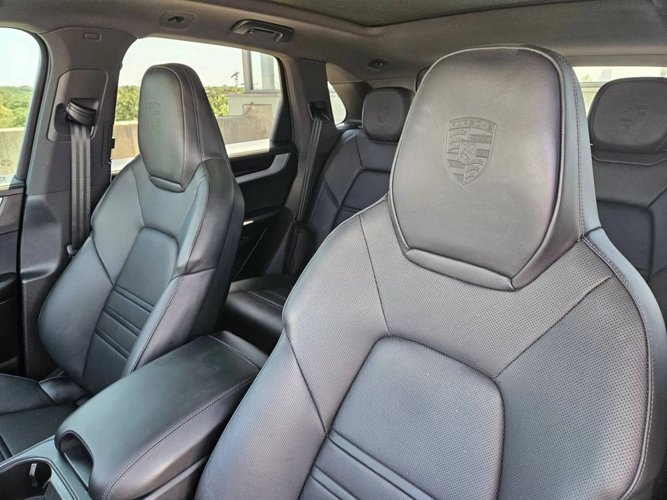 2025 Porsche 9Y0/9Y3 Cayenne - Image 5 of 5