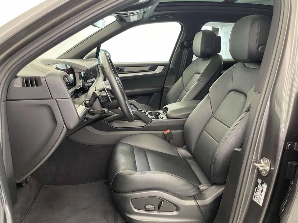 2025 Porsche 9Y0/9Y3 Cayenne - Image 5 of 5