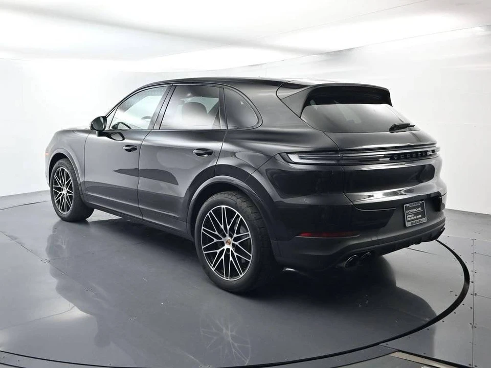 2025 Porsche 9Y0/9Y3 Cayenne - Image 3 of 5