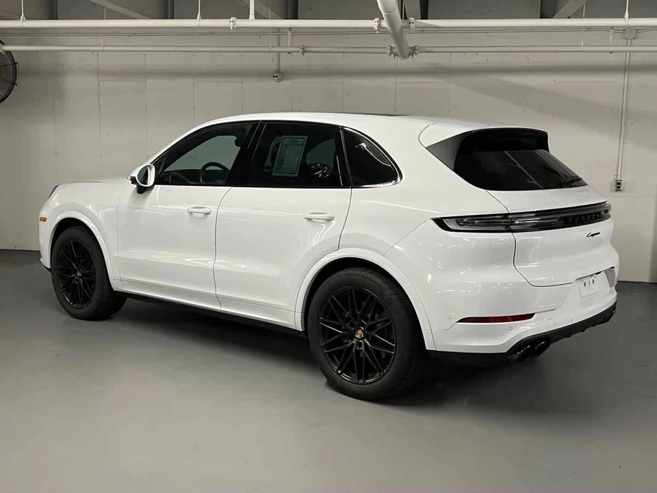 2025 Porsche 9Y0/9Y3 Cayenne - Image 3 of 4