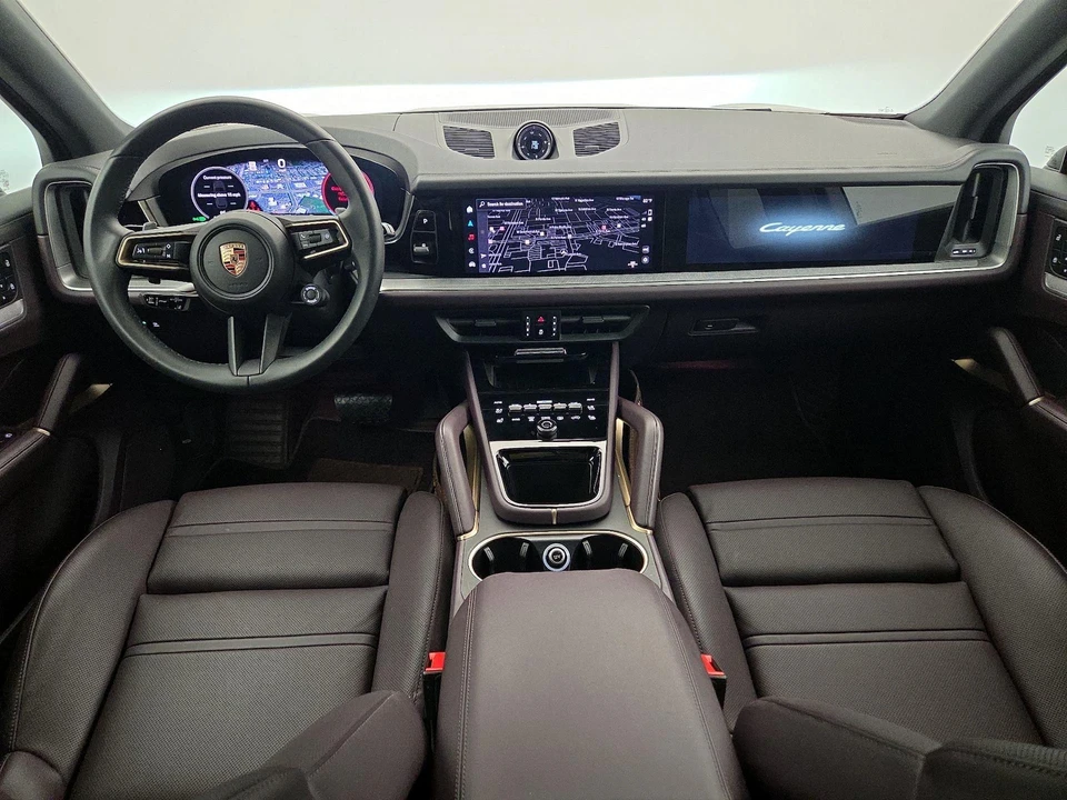 2025 Porsche 9Y0/9Y3 Cayenne - Image 10 of 28