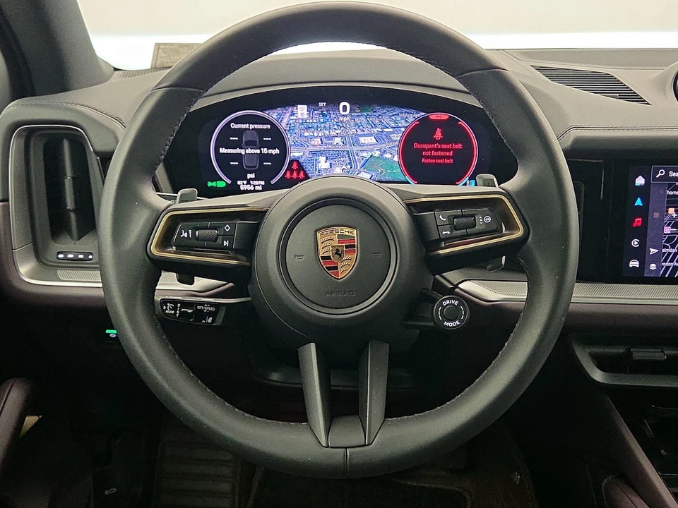 2025 Porsche 9Y0/9Y3 Cayenne - Image 11 of 28