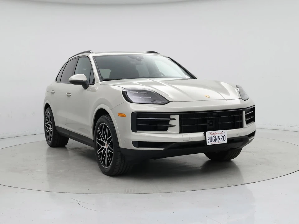2025 Porsche 9Y0/9Y3 Cayenne - Image 2 of 28