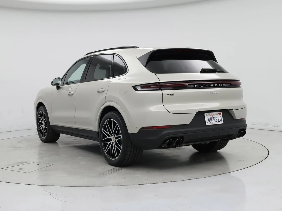 2025 Porsche 9Y0/9Y3 Cayenne - Image 3 of 28