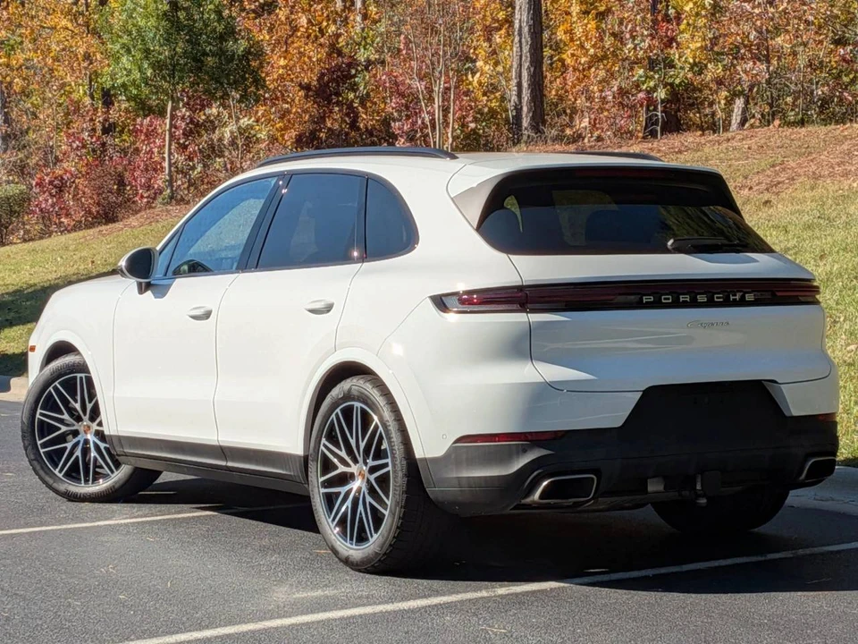 2025 Porsche 9Y0/9Y3 Cayenne - Image 3 of 5