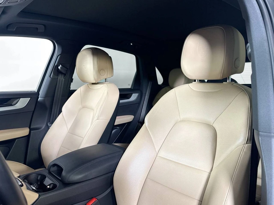 2025 Porsche 9Y0/9Y3 Cayenne - Image 5 of 5