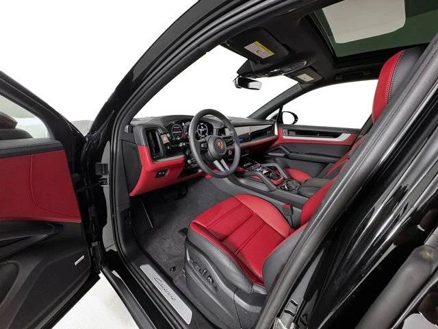 2025 Porsche 9Y0/9Y3 Cayenne - Image 4 of 5