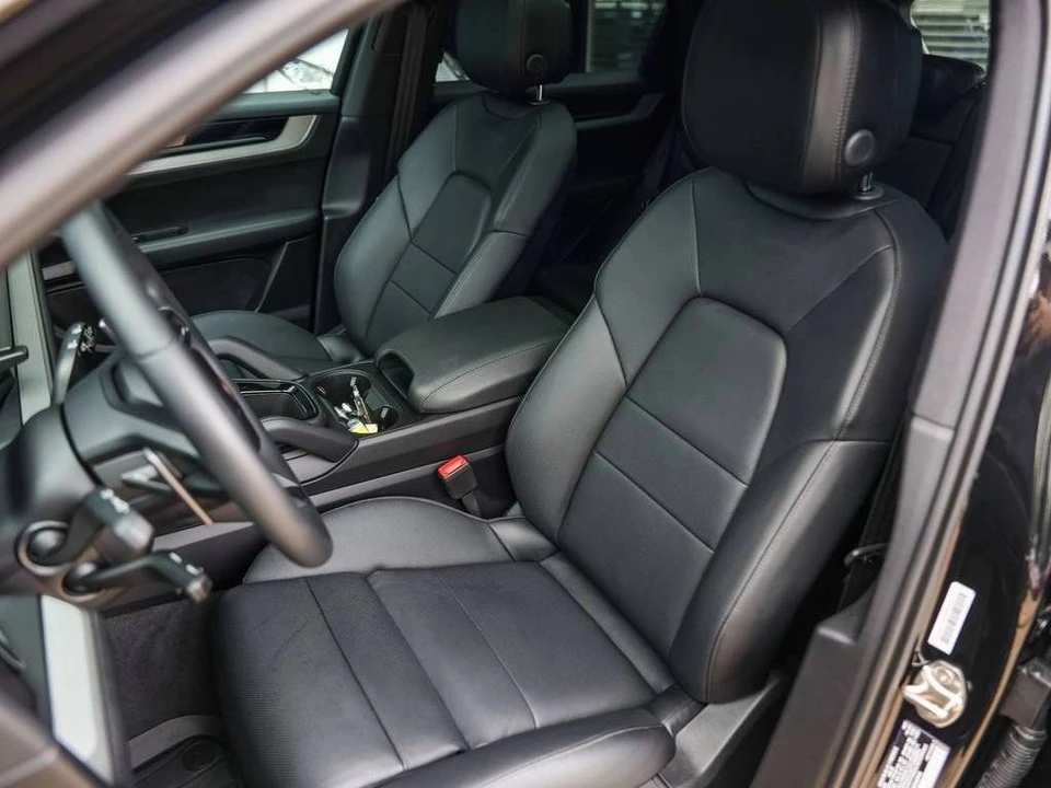2025 Porsche 9Y0/9Y3 Cayenne - Image 5 of 5