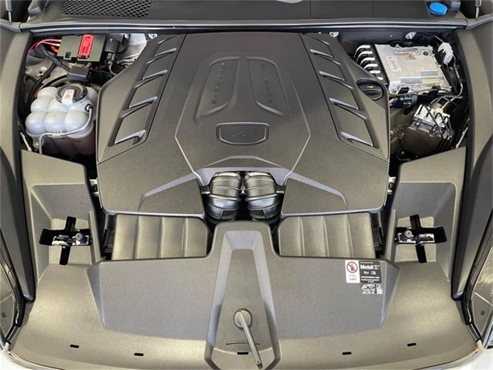 2025 Porsche 9Y0/9Y3 Cayenne - Image 19 of 31
