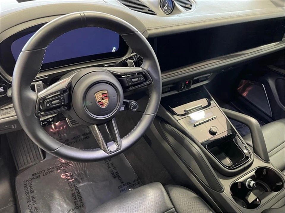 2025 Porsche 9Y0/9Y3 Cayenne - Image 29 of 31